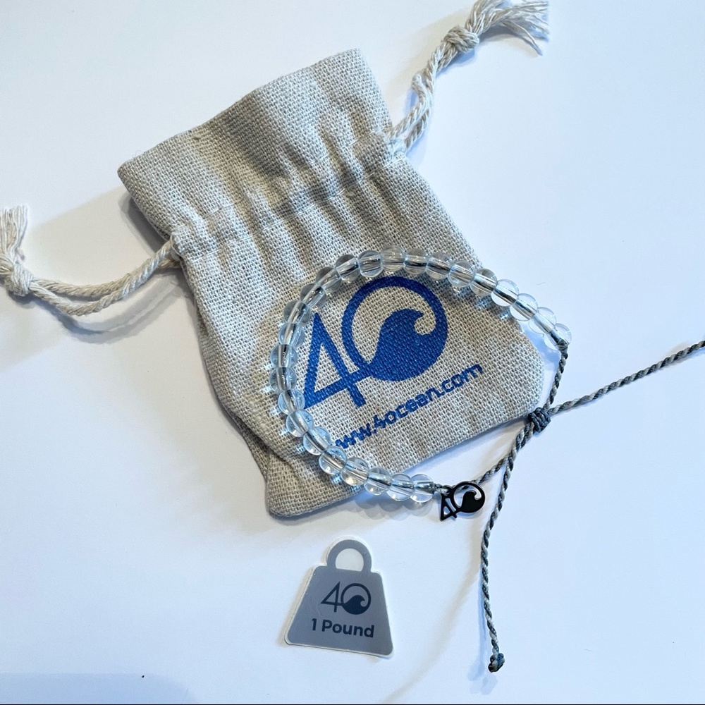 NWOT 4Ocean Light/Dark Grey Bracelet